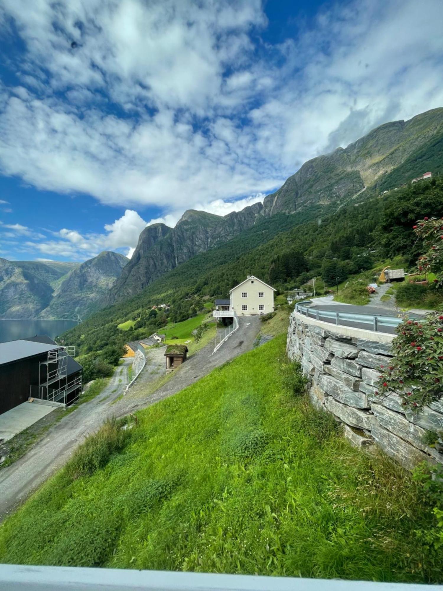 Kvam - Stegastein Apartment Aurland Exterior photo